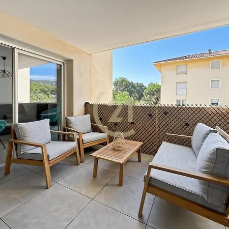 Elegant T2 Terrasse & Parking Centre *